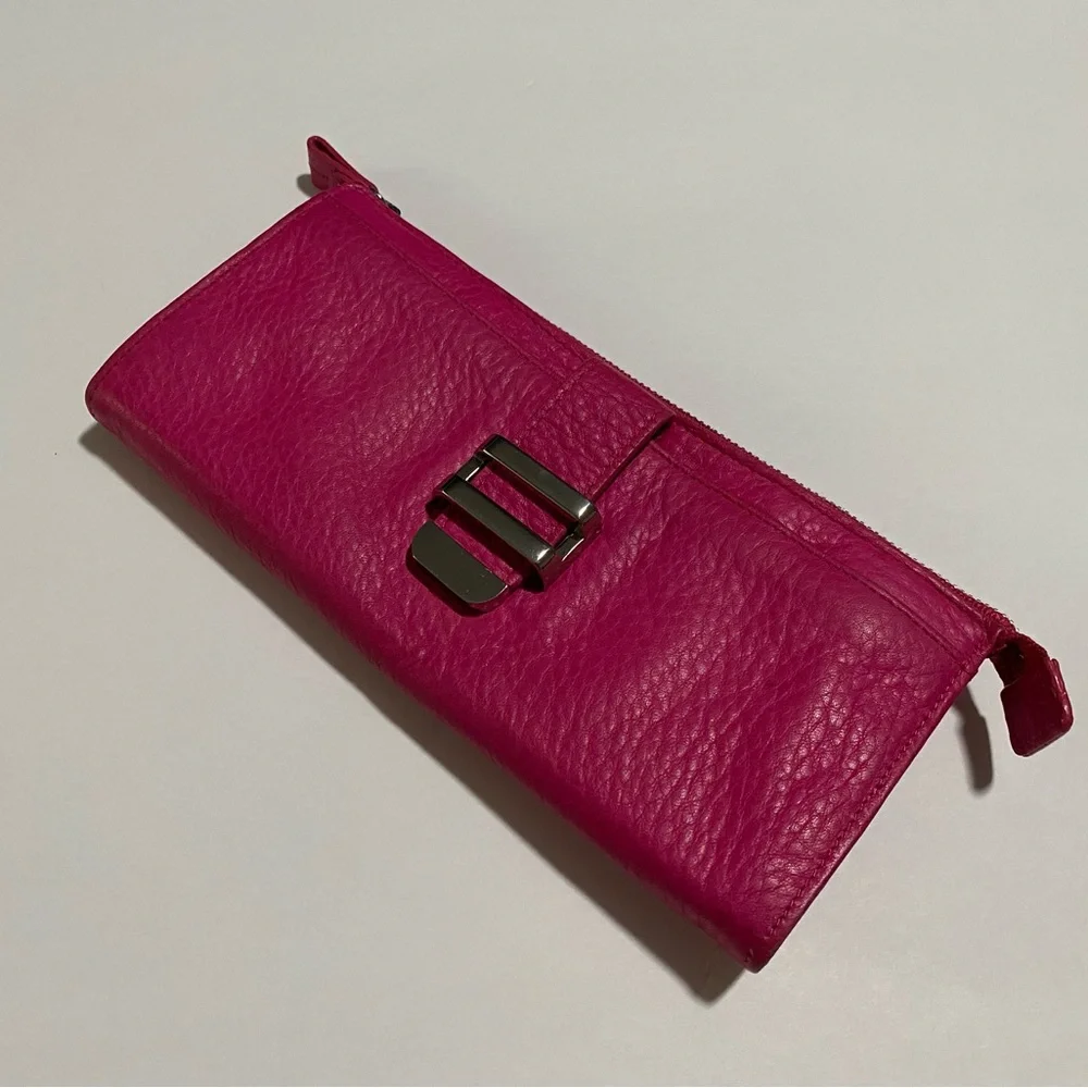 Liz Claiborne Leather Clutch Wallet Silver Chain Strap - Picture 4 of 12